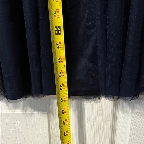 Elegant Navy and Silver Lace Cocktail Evening Dress - Picture 5 of 6